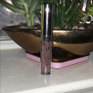 Kylie mini matte liquid lipstick
